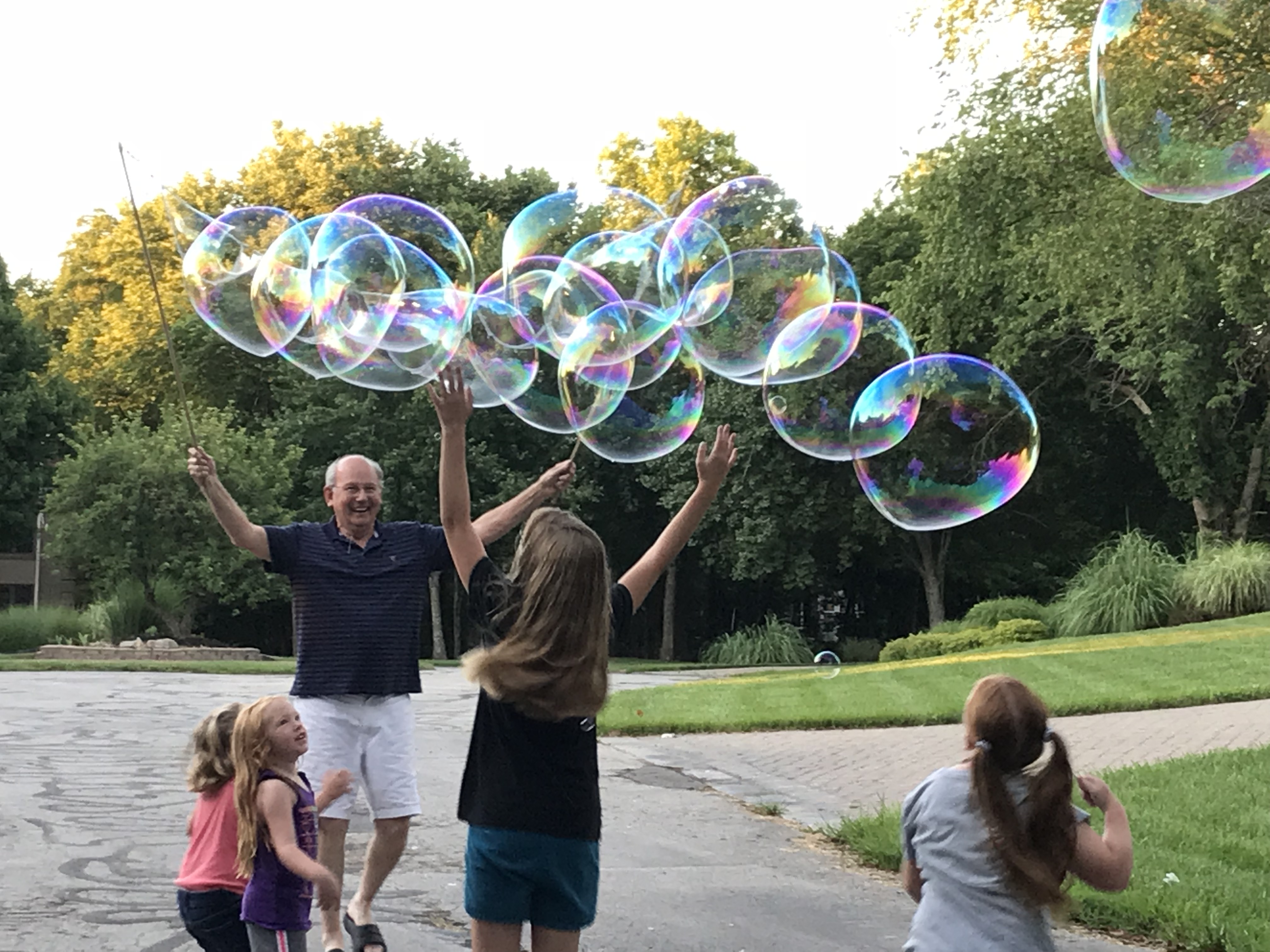 Garland Bubbles