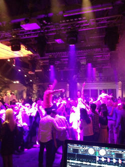 1011101_10152500487830130_1060704841_n