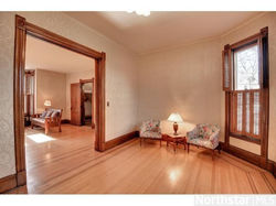 821 bedroom west