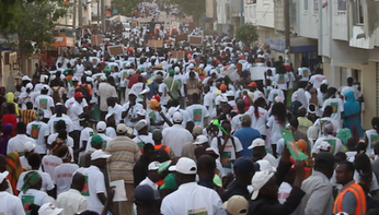 Taxawu Senegaal aux Parcelles Assainies – Moussa Sy, Bamba Dieye, Bamba Fall, Barth, Déthié, drainen