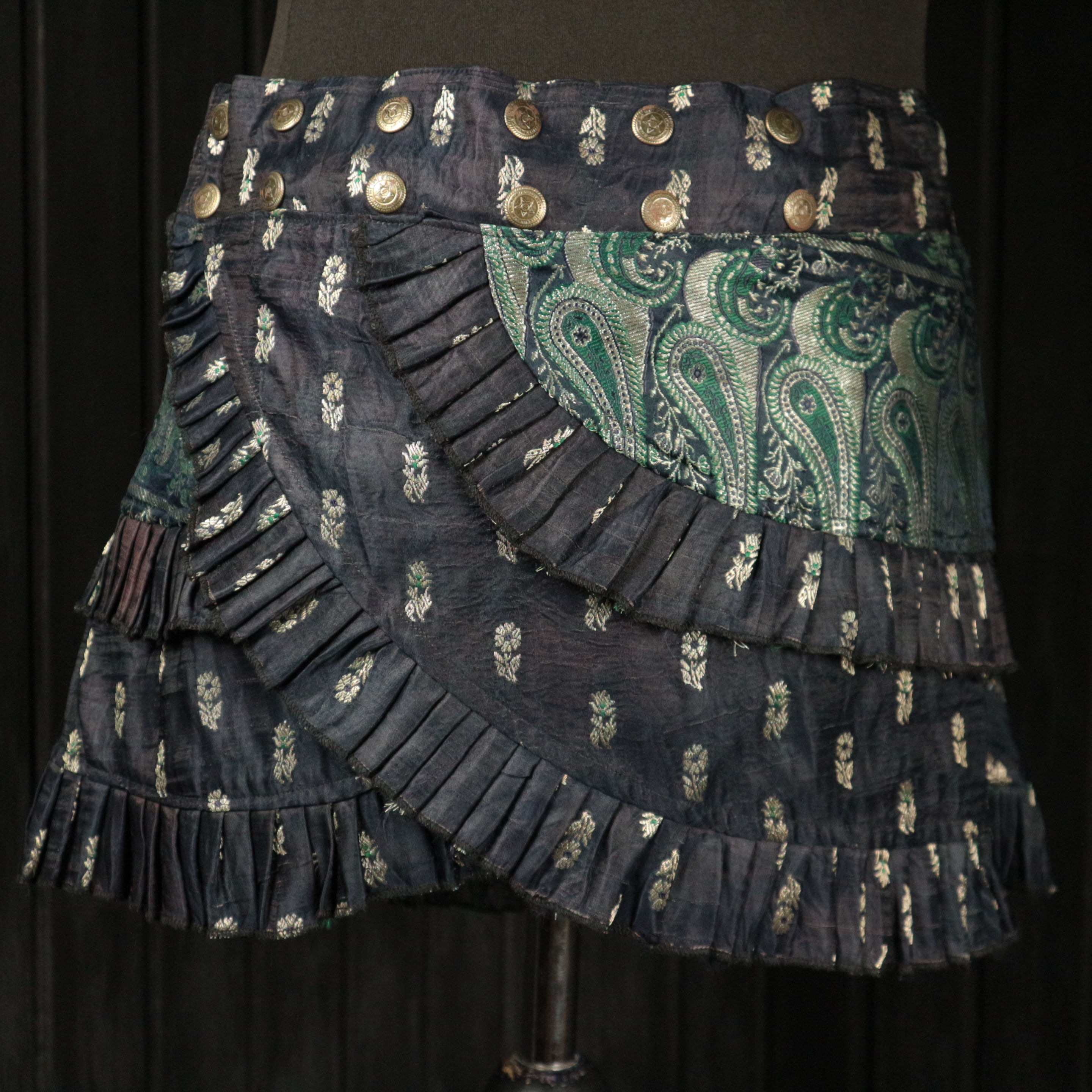 ROBYN Short Ruffle Skirt