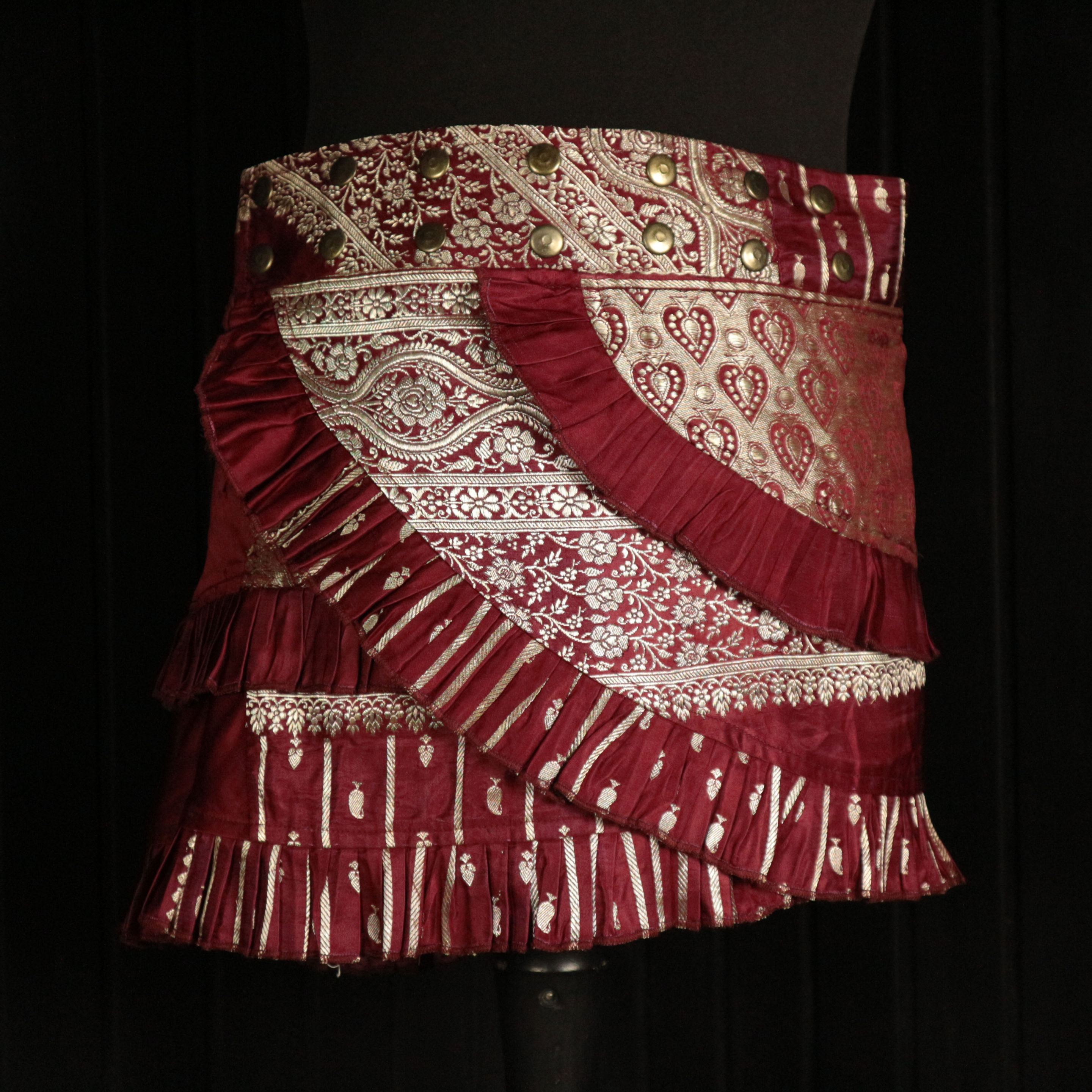 ITZEL Short Ruffle Skirt