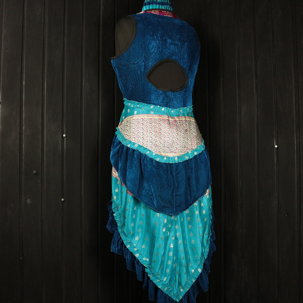 Miniature : LADY OF TIDES Arya Gown