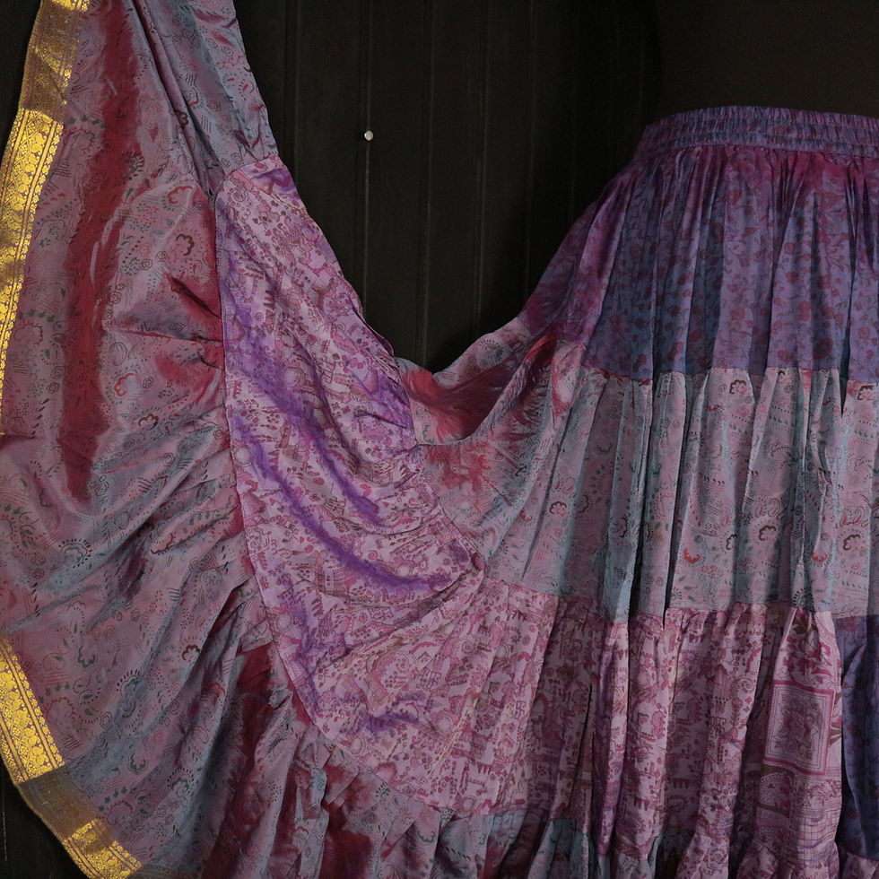 サムネイル： LARISSA Glow Skirt