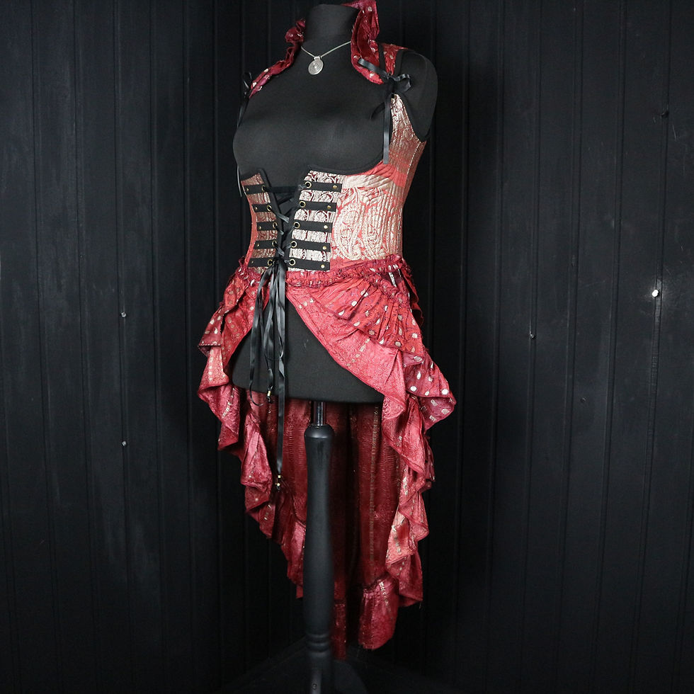 Miniatura: MIRABELLE Esmeralda Gown