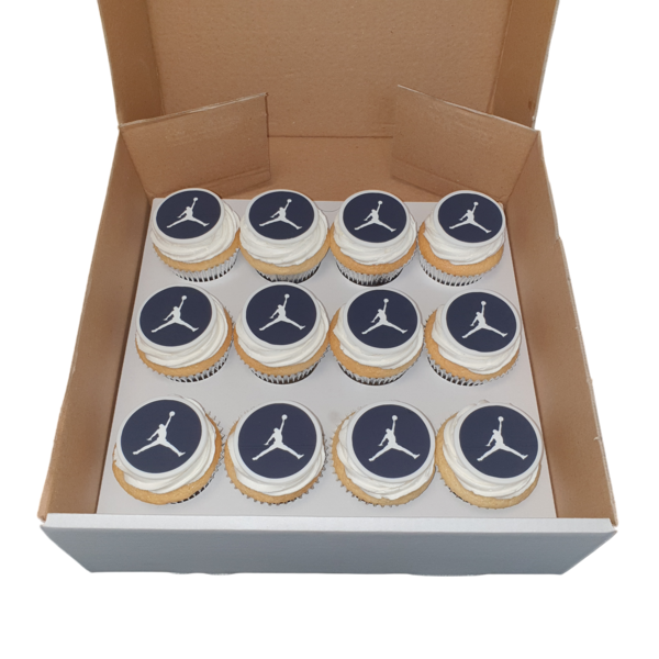 Delicious edible photo cupcakes crafted for your celebration, with a special touch of personalisation. Ideal for adding a unique and memorable element to any event.