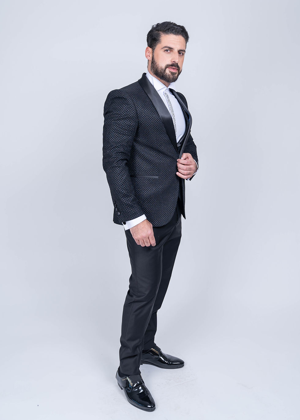 Thumbnail: Men's Tuxedo Wedding Suit 3 Piece Turkish Wedding Suit with Matching Bow Tie