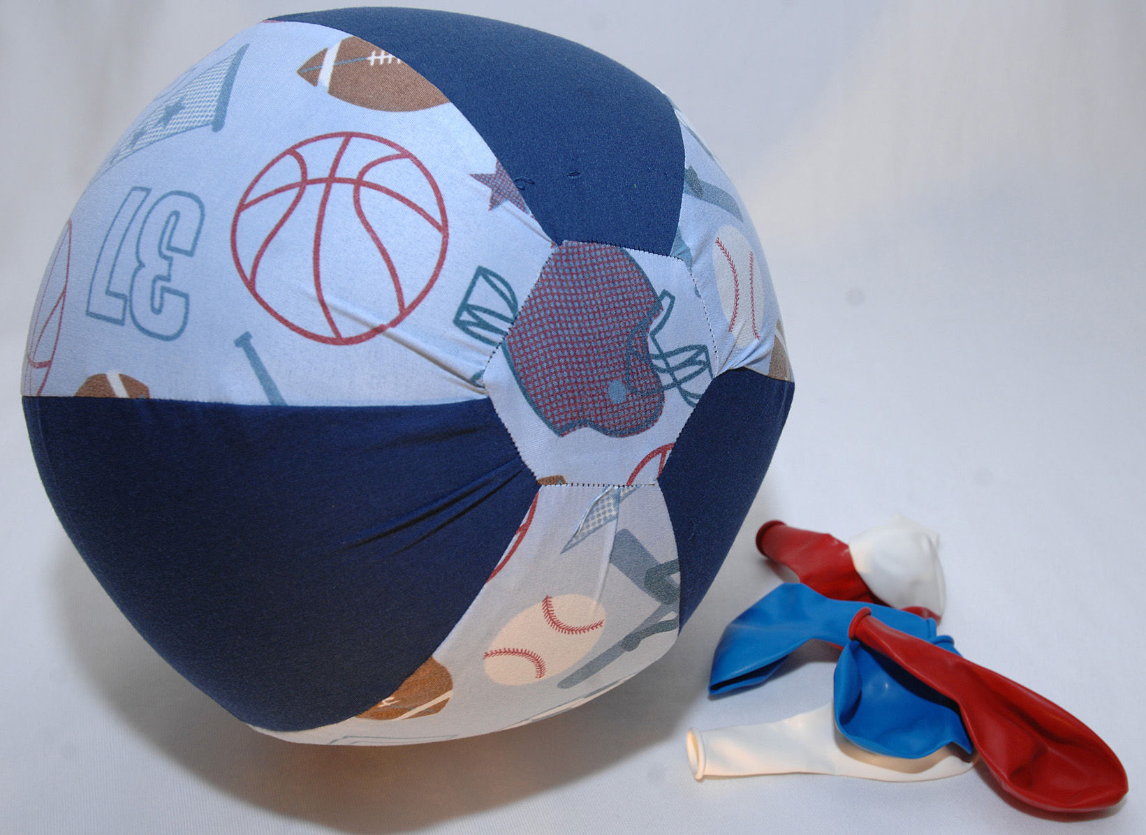 Team Sports: Partner Classroom Set (14) Fabric Covered Balloon