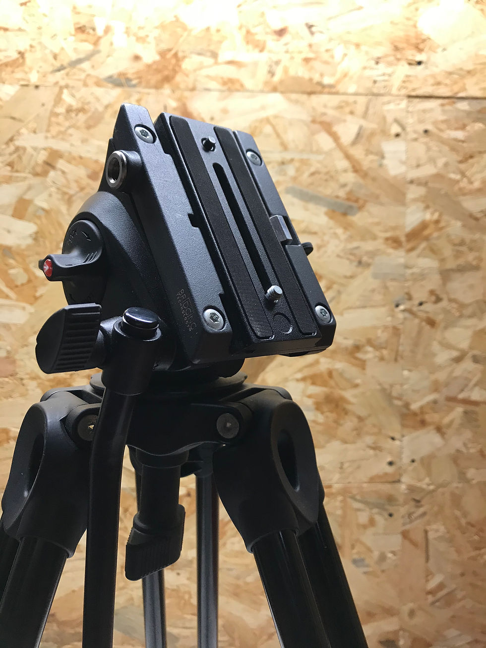 Miniature : Pied de caméra télescopique pro  Manfrotto