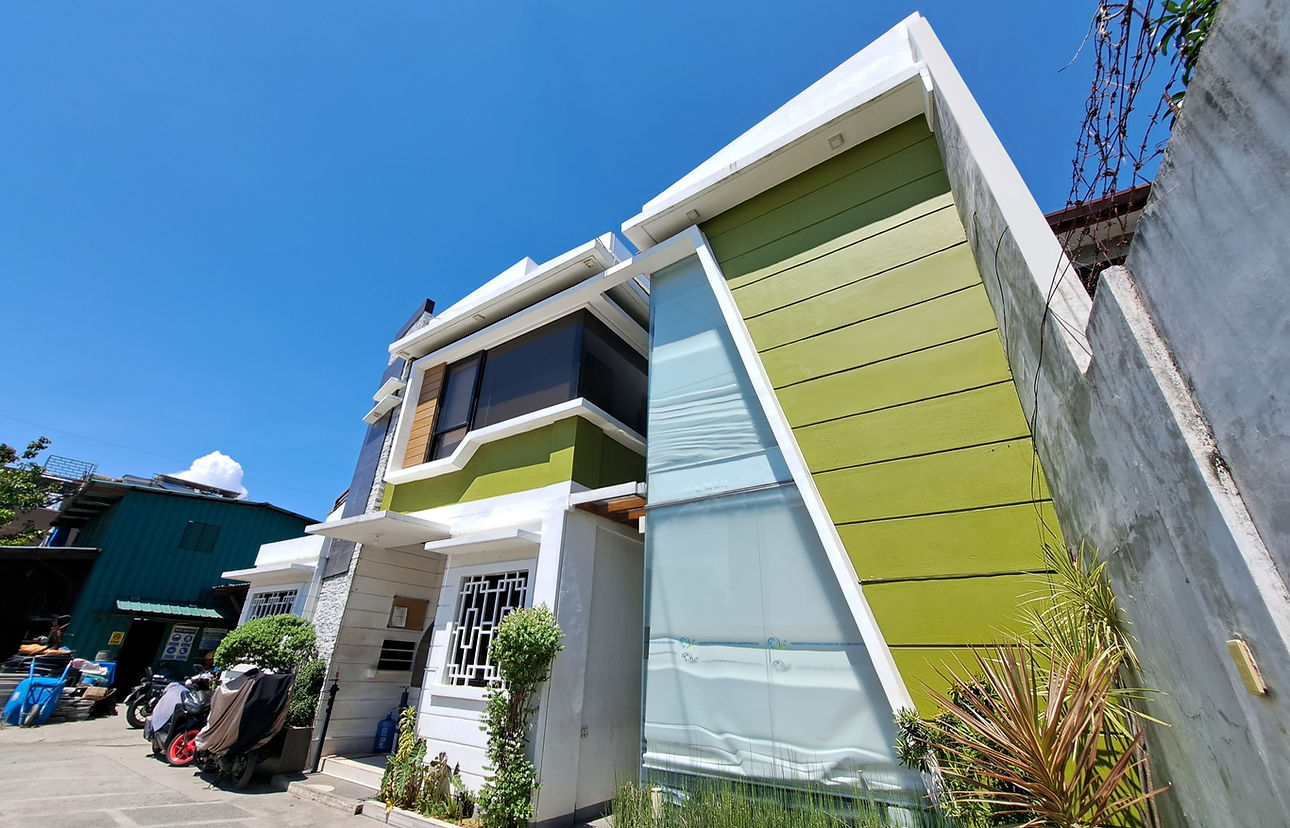 Office 2 copy_edited.jpg