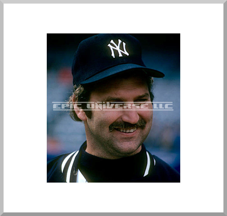 Thumbnail: Custom Made 3-Inch Thurman Munson Baseball Collector's Album Binder