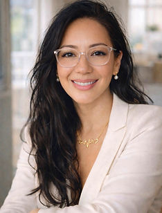 Keila Silva Founder of My Postop Nurse. RN-BSN, LMT, Aesthetician, Reiki Master & Enterpreuner.