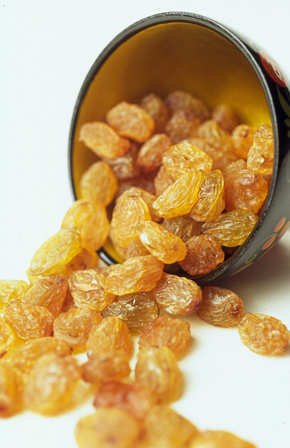 Sultanas are not just dried grapes, discover Turkish wine Sultaniye and its story