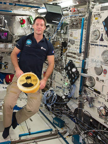 Thomas Pesquet expulsé dans l'espace par les russes à cause d’un fromage pornicais