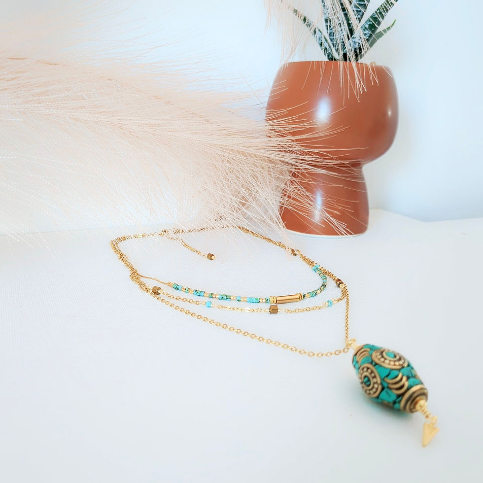 Miniatura: Collier ISALYS multirangs bohème chic, perle ovale turquoise ethnique, fines chaînes et détails dorés.