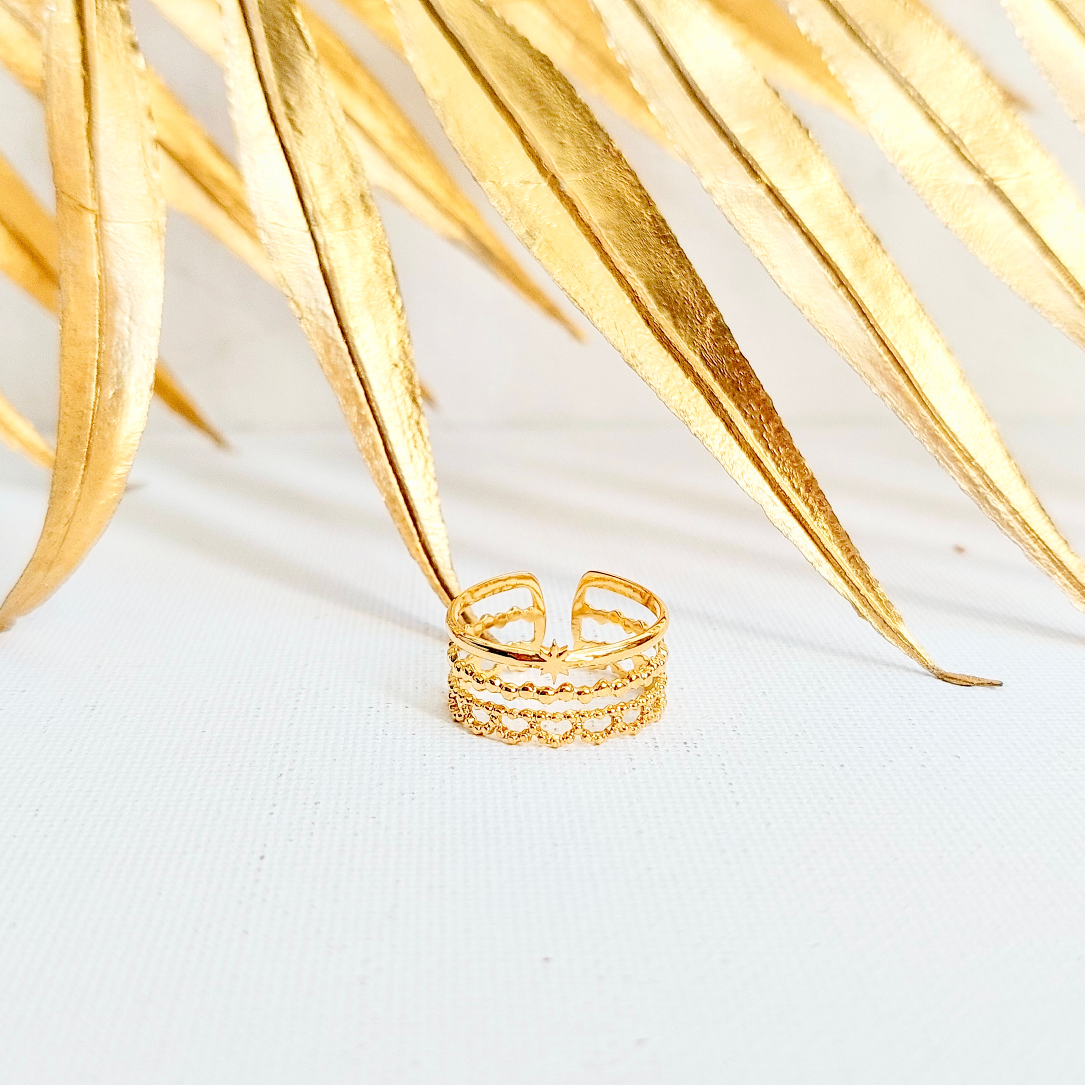Bague acier inoxyadble doré maillon et petite étoile doré ▴ Bijoux ENORA ▴