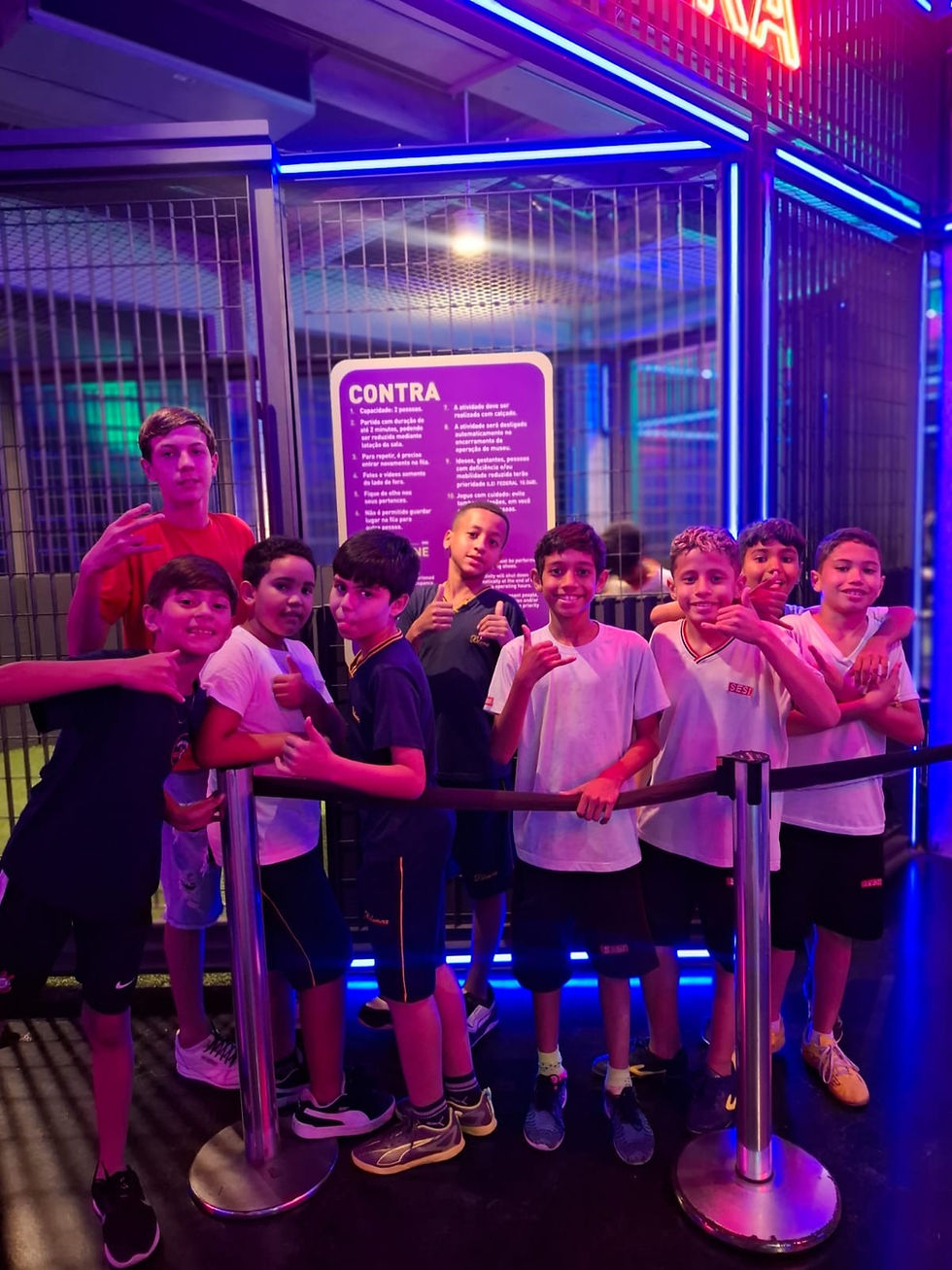 Atendidos do Lar Sírio fazem passeio inesquecível ao Museu do Futebol