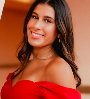 Sophie Munro, Affiliate Intern