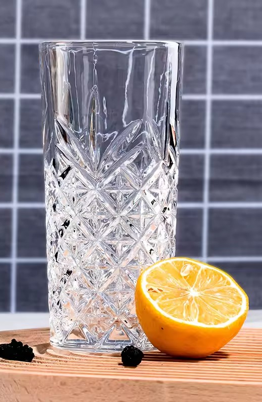 Miniatura: Vaso largo labrado.