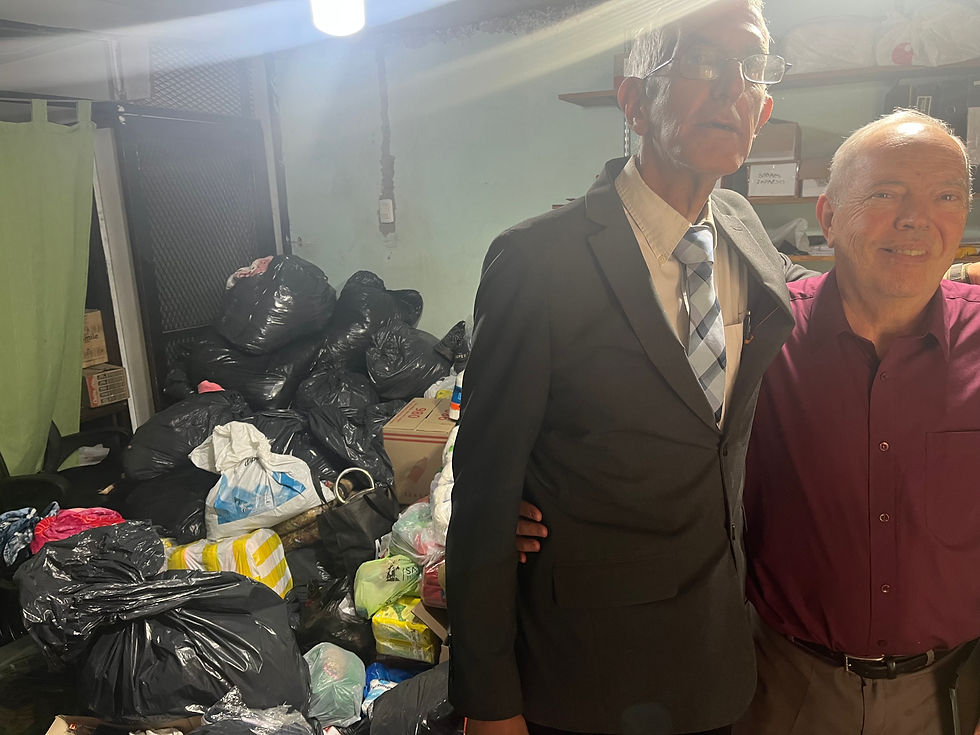 A pastor of one of our seminary students brought a group to help our  church. They came from Salta, another province in Argentina, and arrived with groceries and clothing. We thank God for the generous offering from their church—our people truly need it.