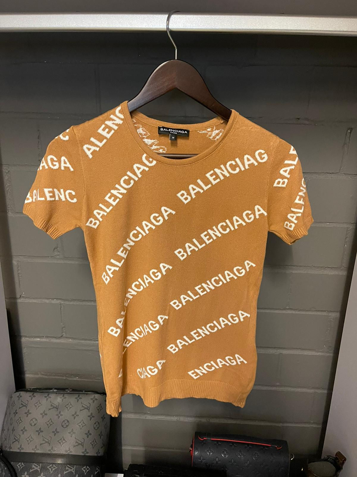BALENCIAGA Tshirt Damen 