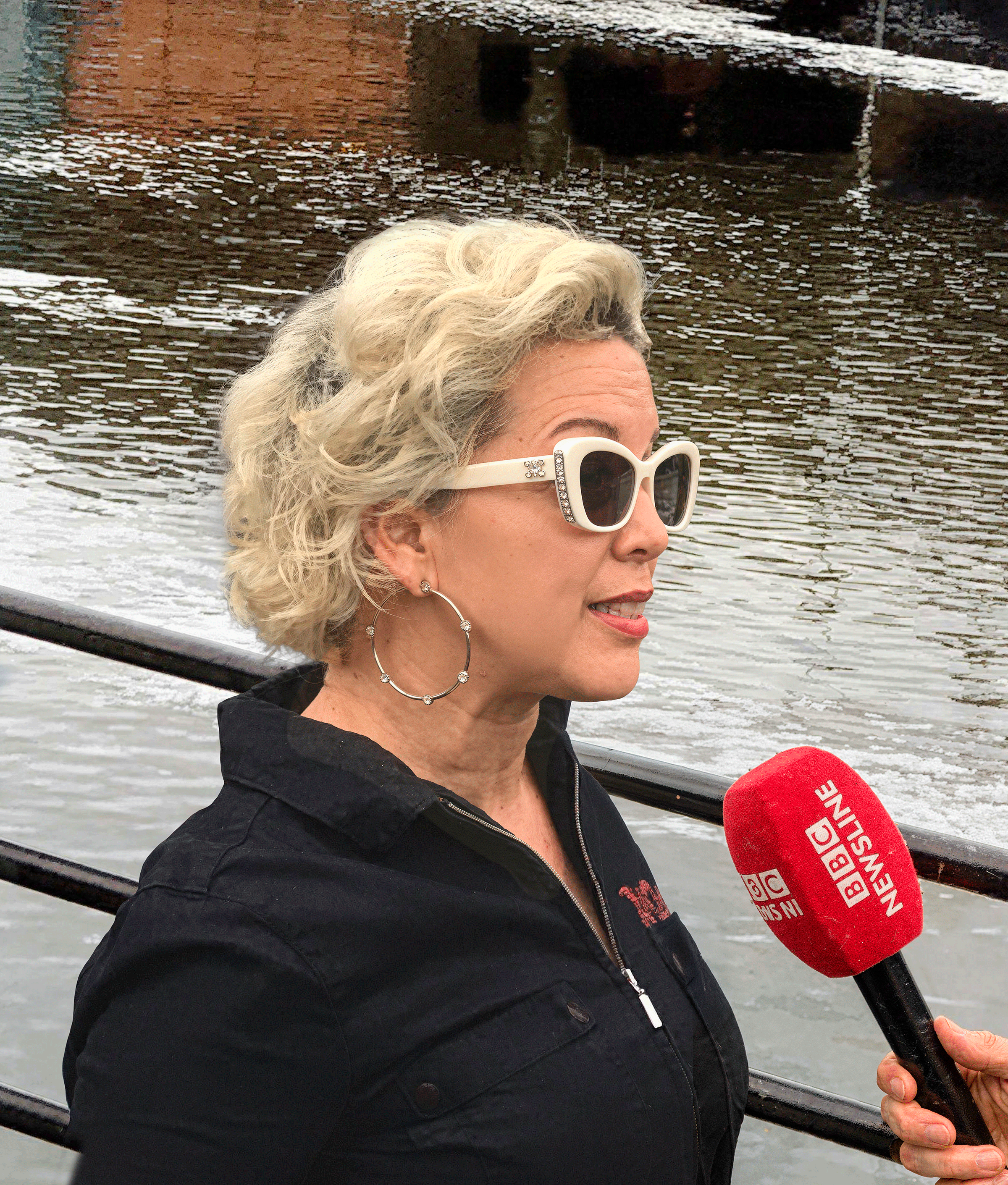 BLONDIE-LARGE.gif