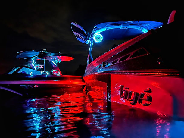 Tigé Surf Boat.jpeg