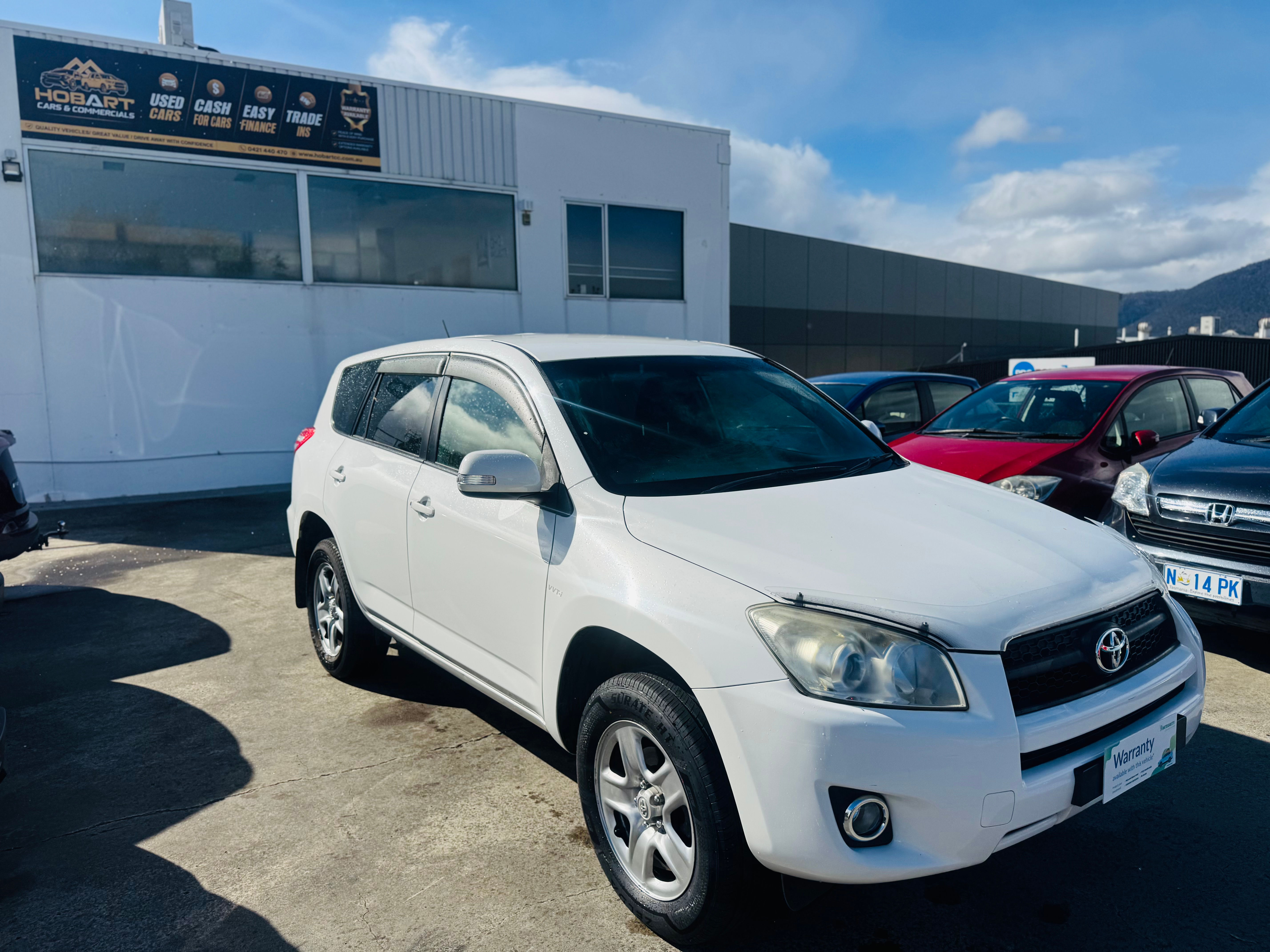 Rav4 - 2011 252k kms auto