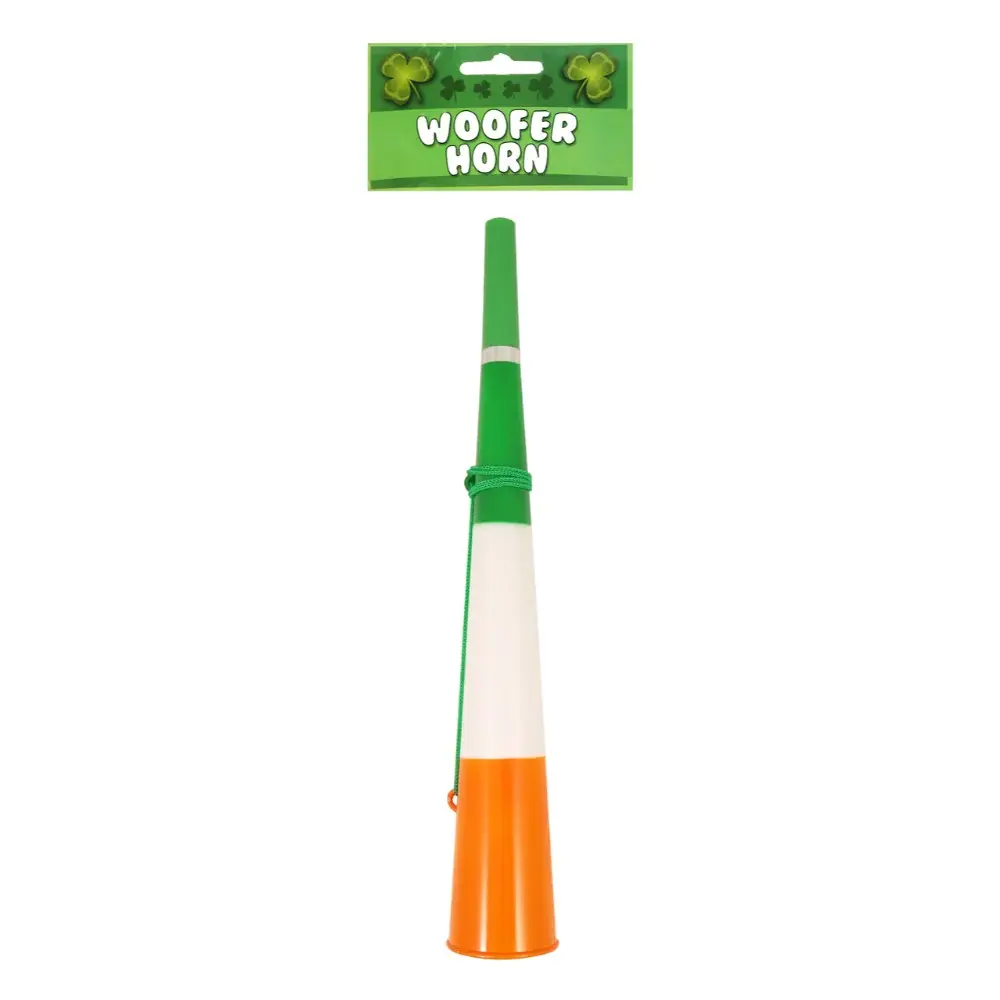 Horn Ireland Flag Colours 38cm with Green String