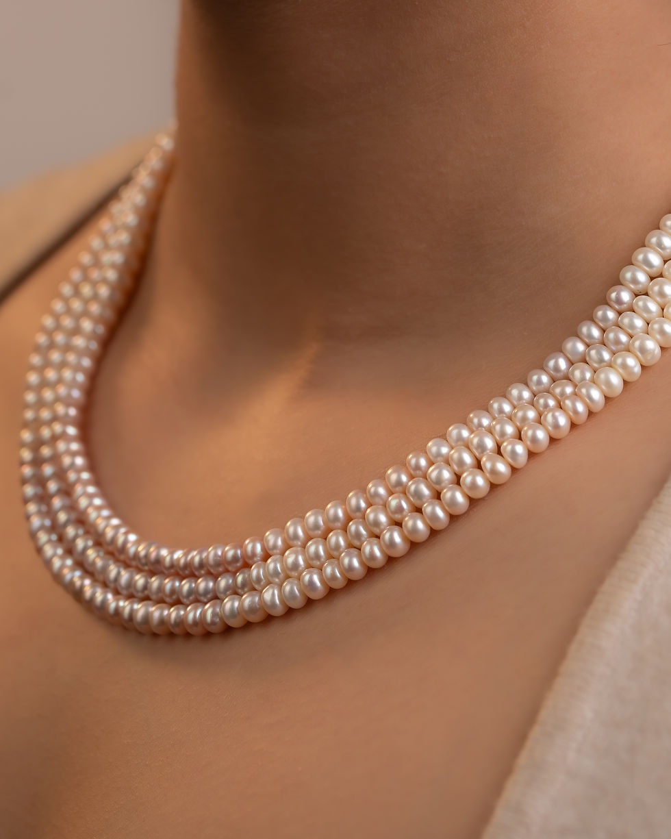 Button Shaded Pearl Necklace