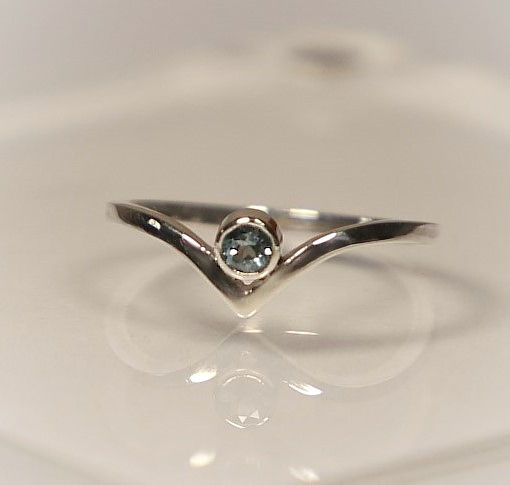 Miniature : Bague argent et topaze bleue