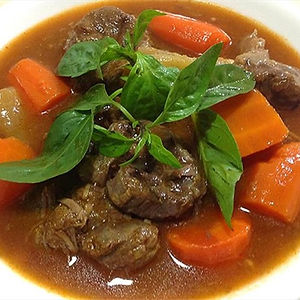 Hủ tiếu bò kho - Beef stew with noodles