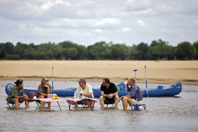 River Horse Safaris - Canoe Safari Lower Zambezi Lunch Break-min.jpeg