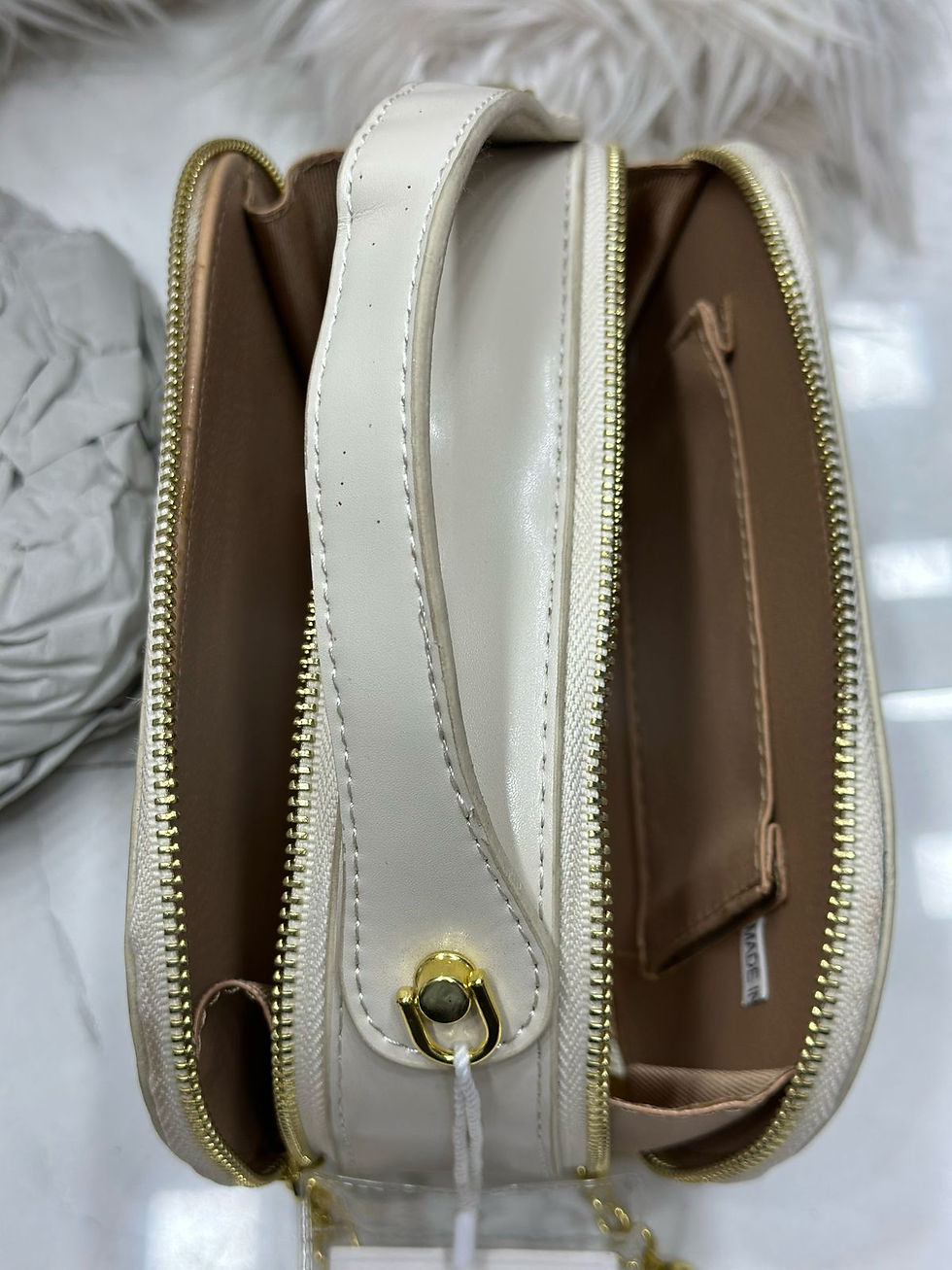 Thumbnail: CD bag with gloss finish