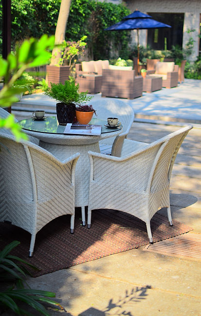 white outdoor set.jpg