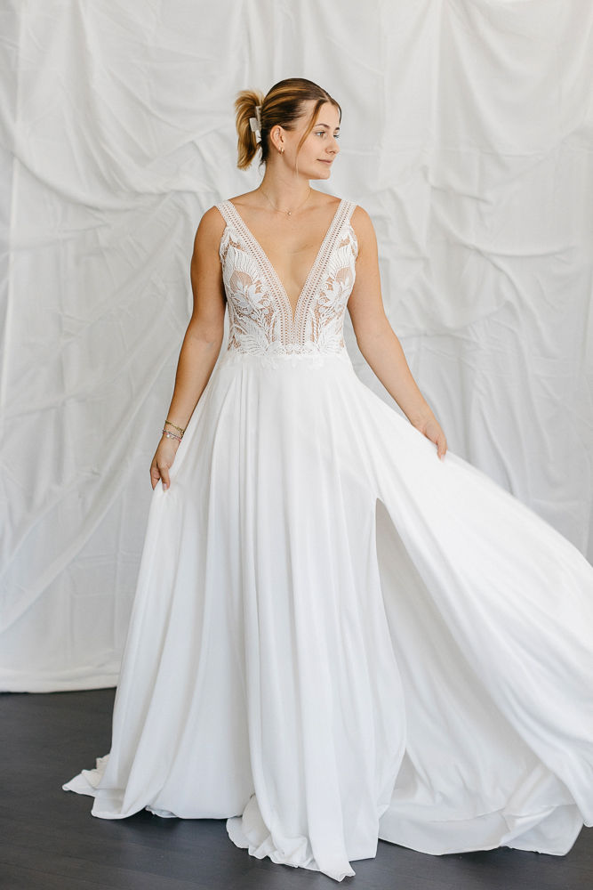 A-Linien Boho Brautkleid mit cleanem Chiffon-Rock