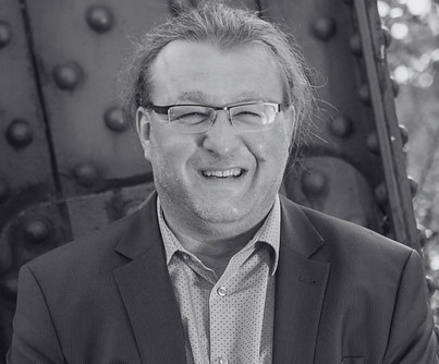 Prof. Dr. Tim Reuter.jpg