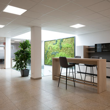 Büro Teeküche mit Bar