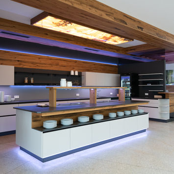 Kantine Eiche Altholz