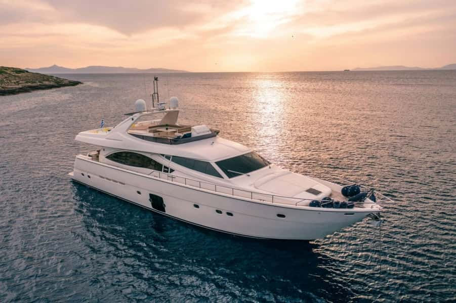 Küçük resim: BB120 - Annouka Motor Yacht