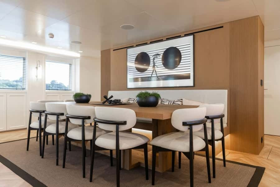 Küçük resim: BB142 - Illusion II Motor Yacht