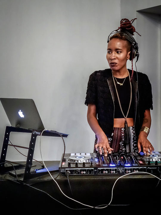 Gallery DJ, Minneapolis, MN