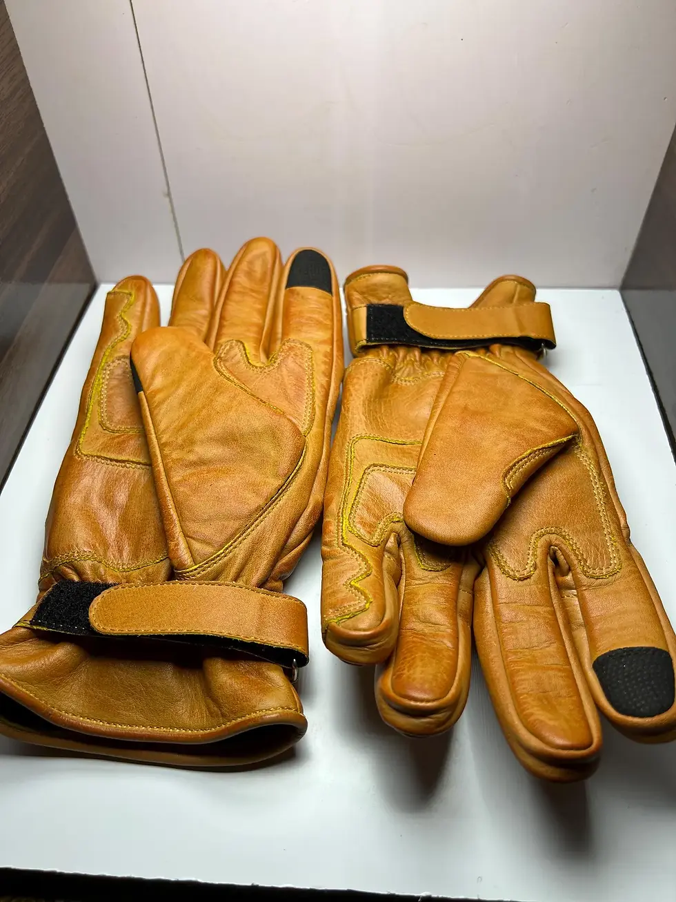 Thumbnail: Leather Motorcycle Riding Gloves for Men