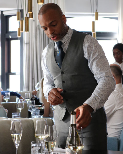 Sommelier04.jpeg
