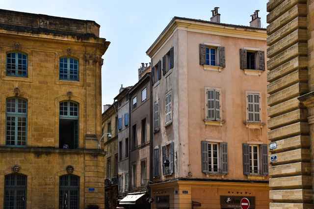 Explore the charming historic architecture of Aix-en-Provence, France.