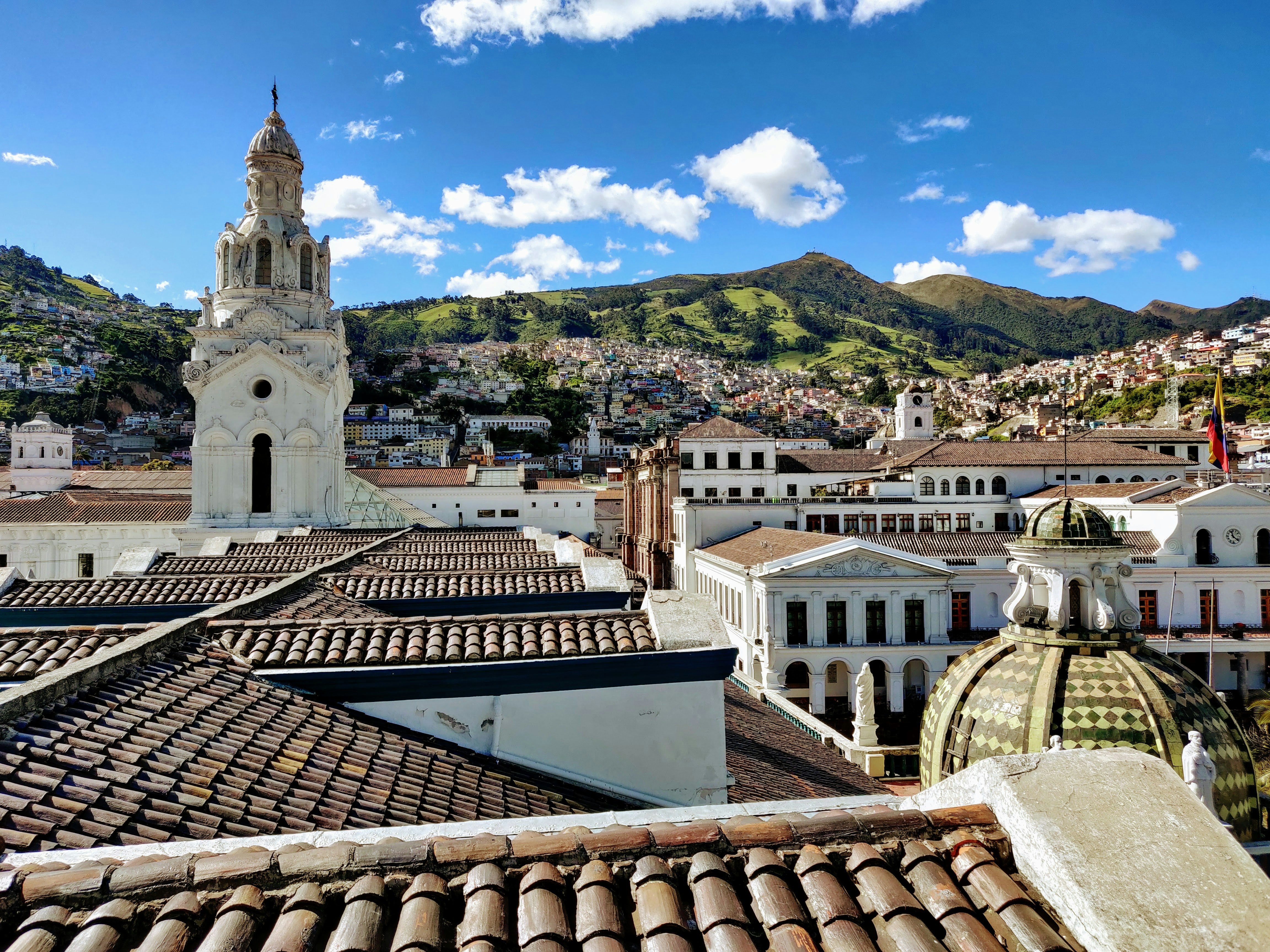 Ecuador — hero