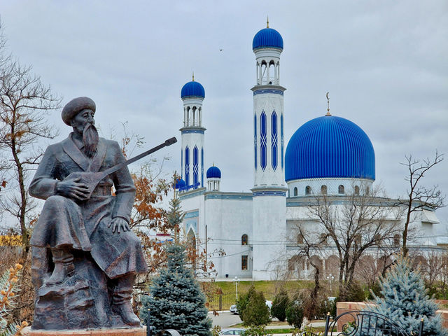 Kazakh artists and mosque