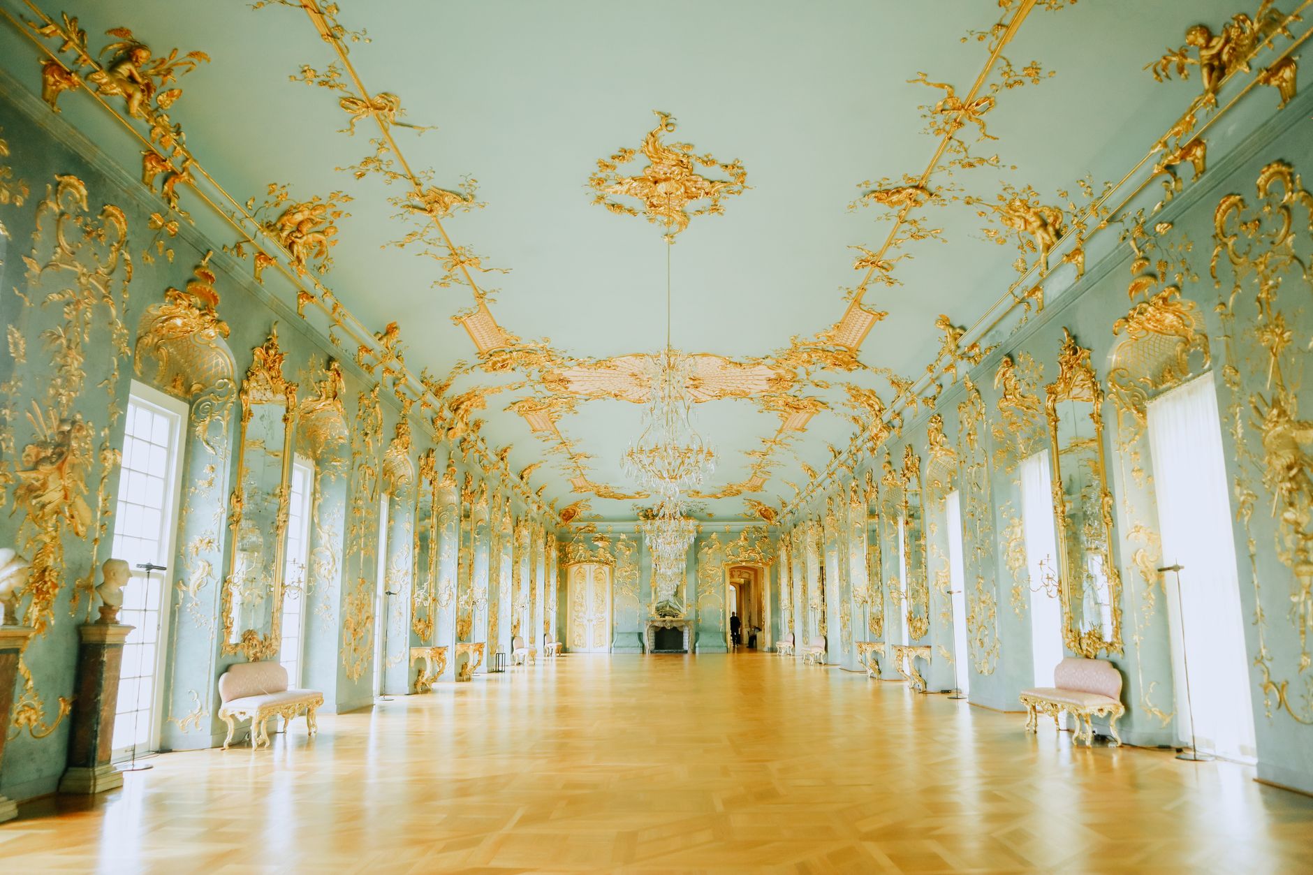 Versailles