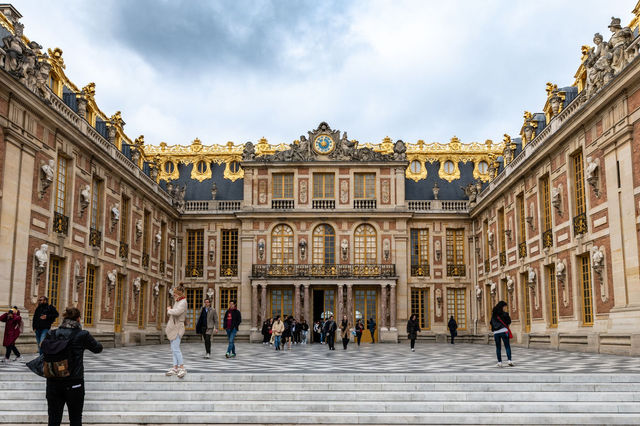 Versailles