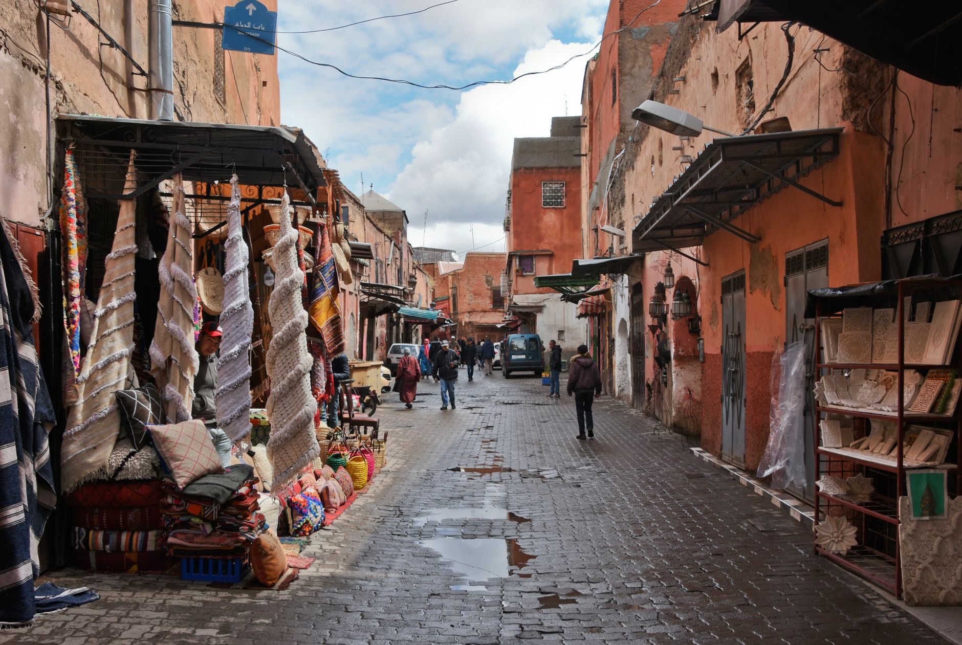 Marrakech street life & spice stalls